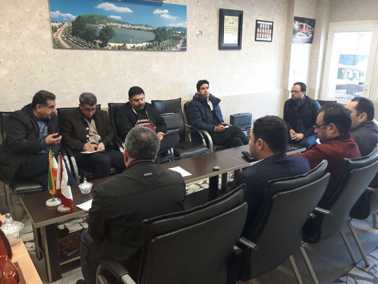 جلسه جمع بندي عمليات بحران در  شهرداري لاهيجان برگزار شد
